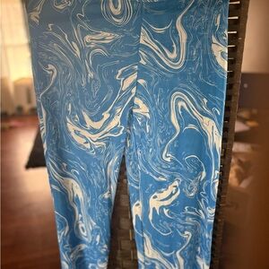 Blue and White Swirl Pattern leggings and cardigan